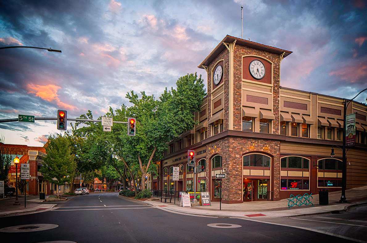 Downtown Lewiston, ID and Clarkston, WA offer great shopping in an adorable...