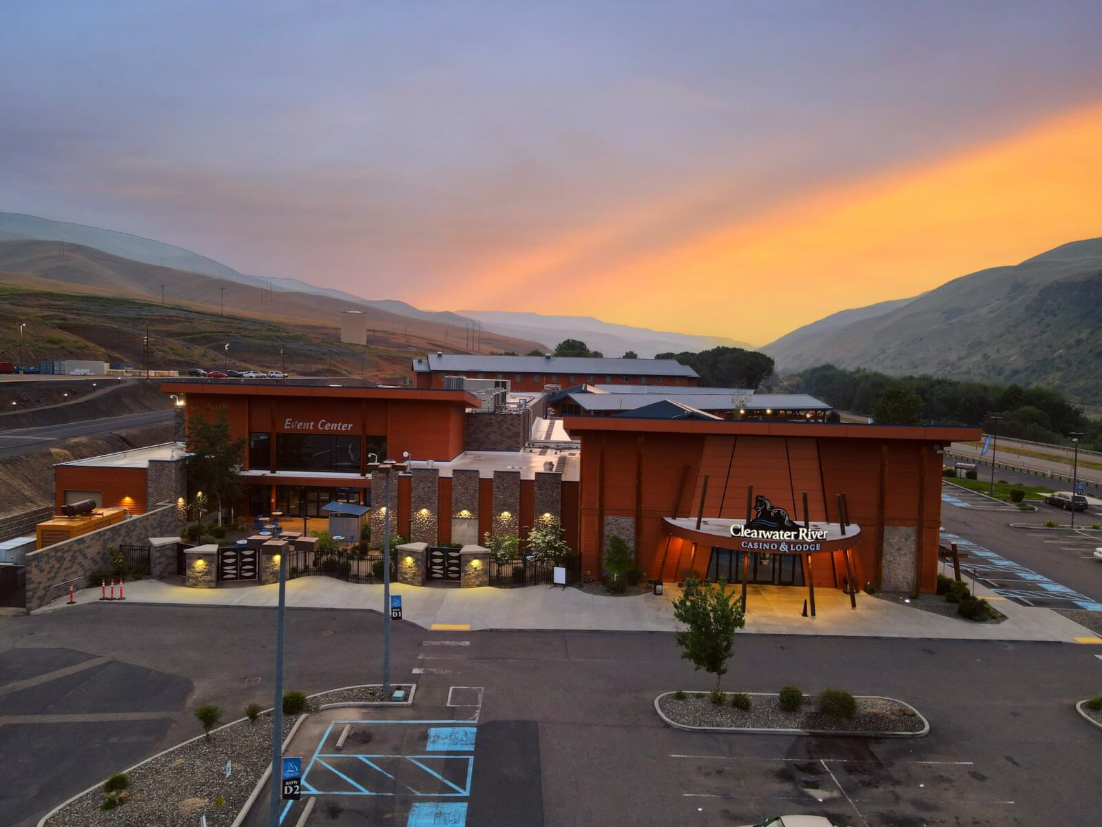 Clearwater River Casino & Lodge