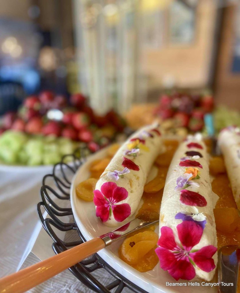 unWINEd Hells Canyon Style with Beamers Hells Canyon Tours