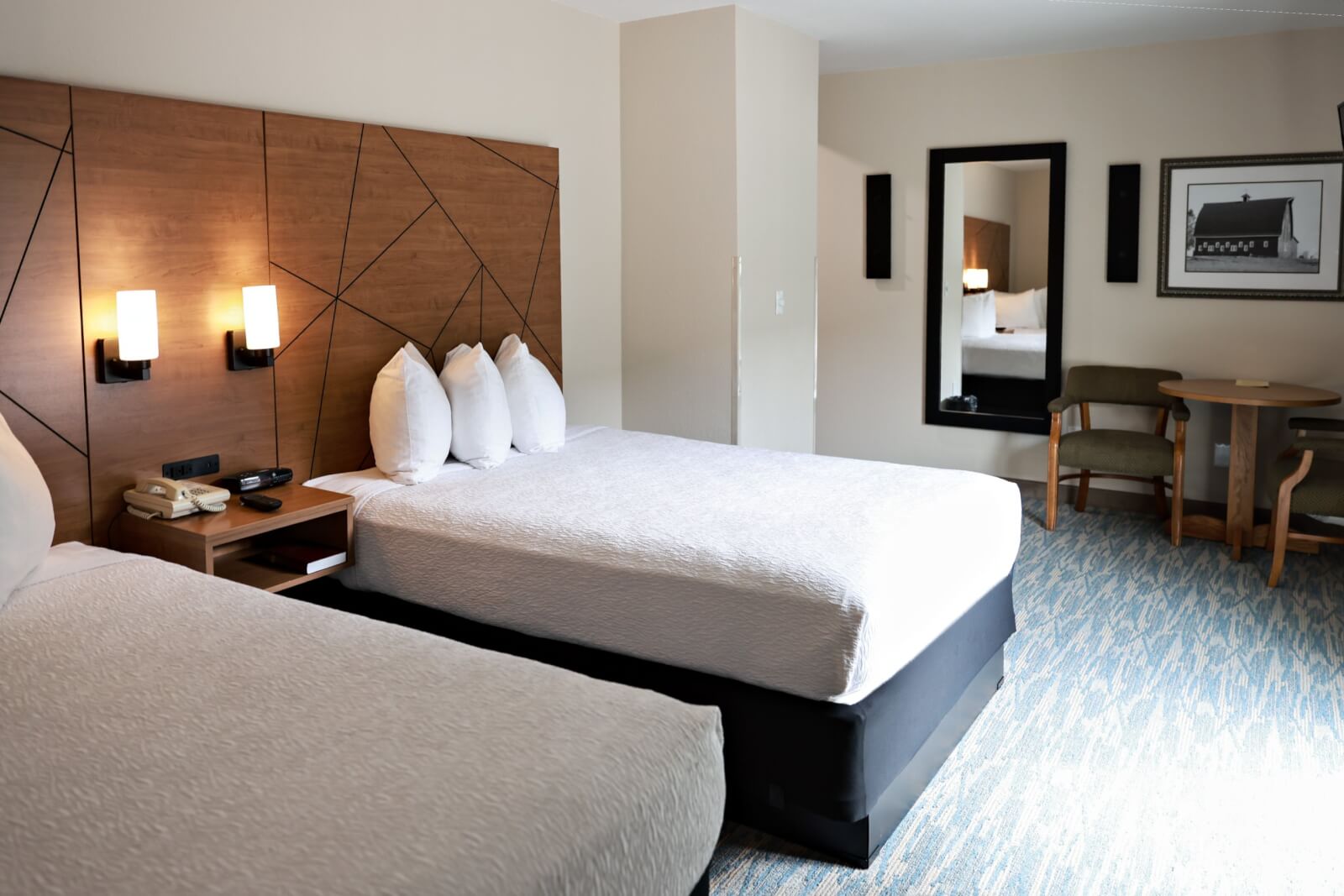 RiverTree Inn & Suites