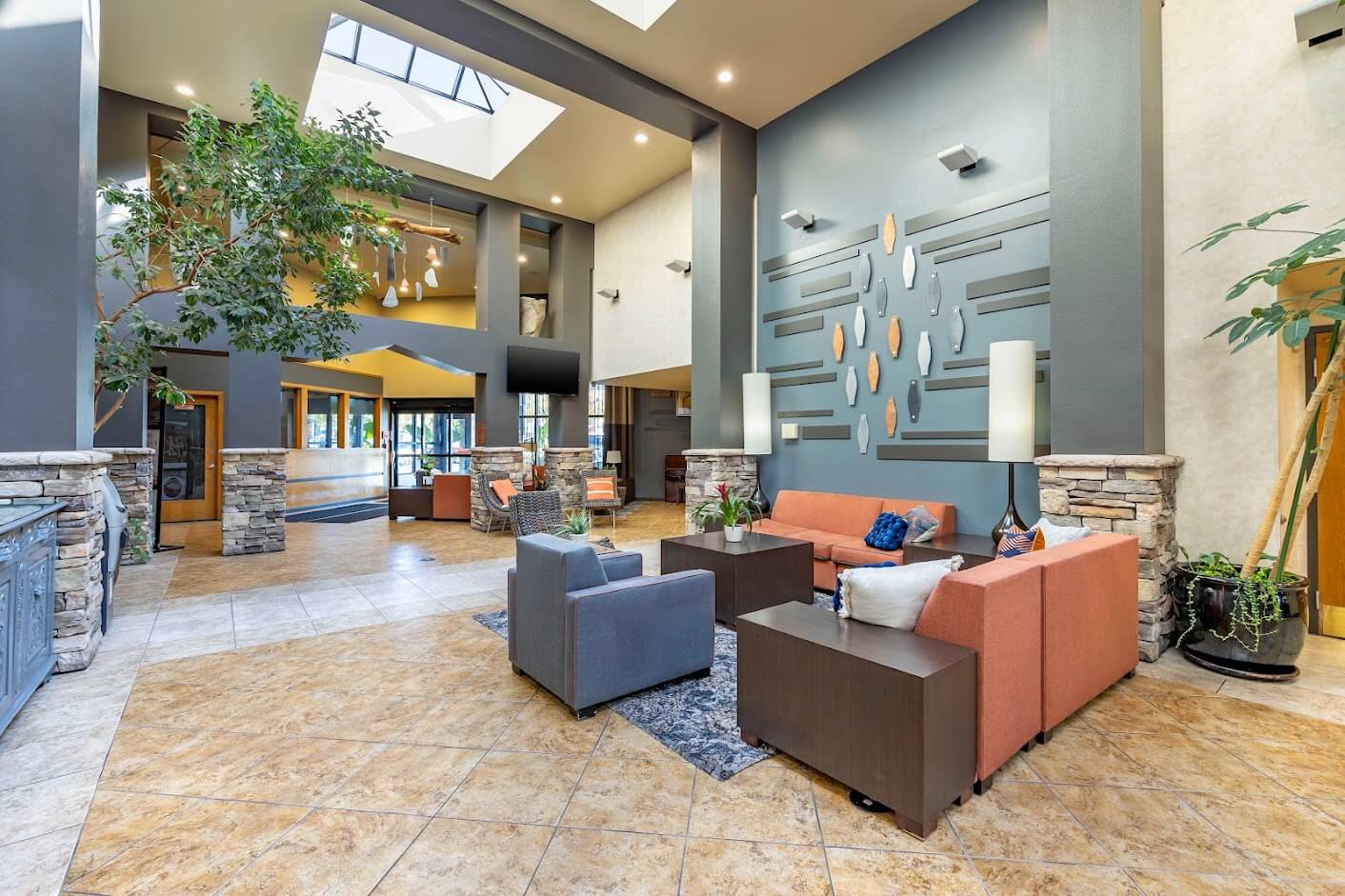Hells Canyon Grand Hotel